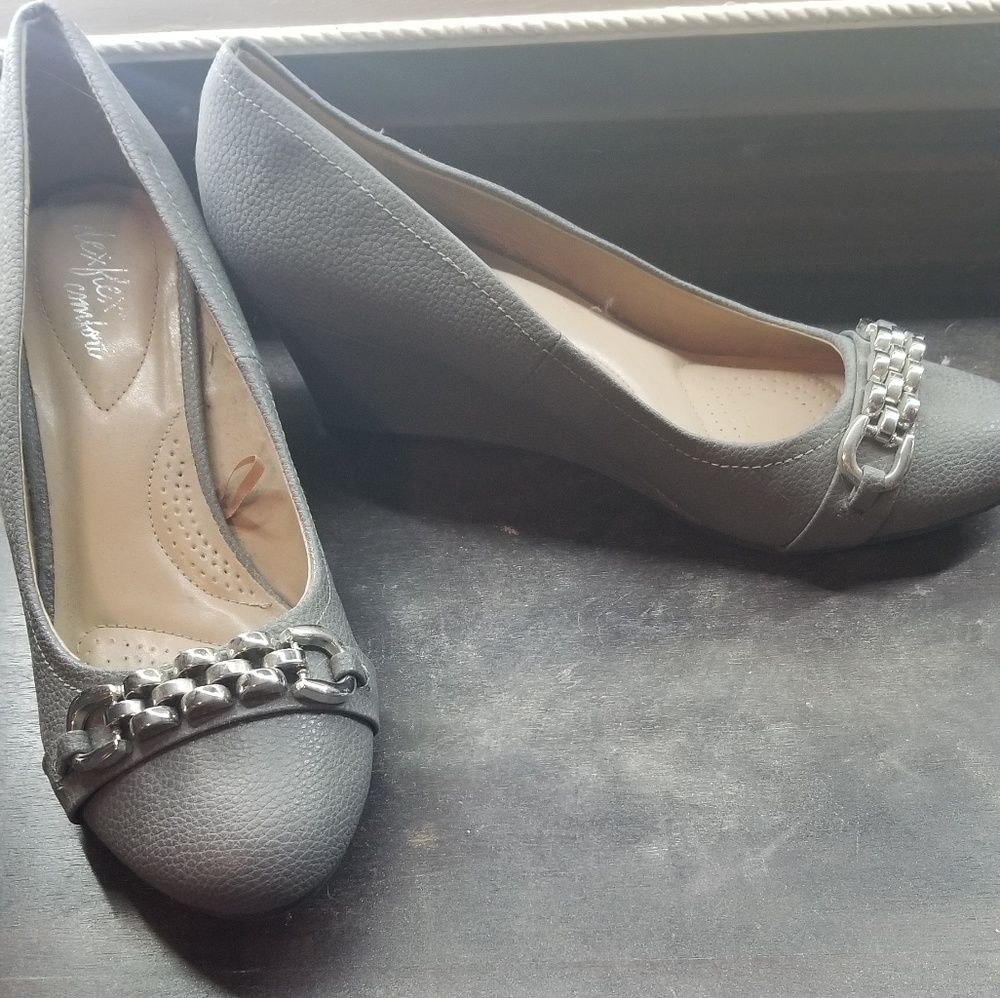 Grey Wedges